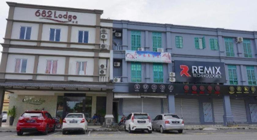 Oyo 89457 682 Lodge Bintulu Dış mekan fotoğraf