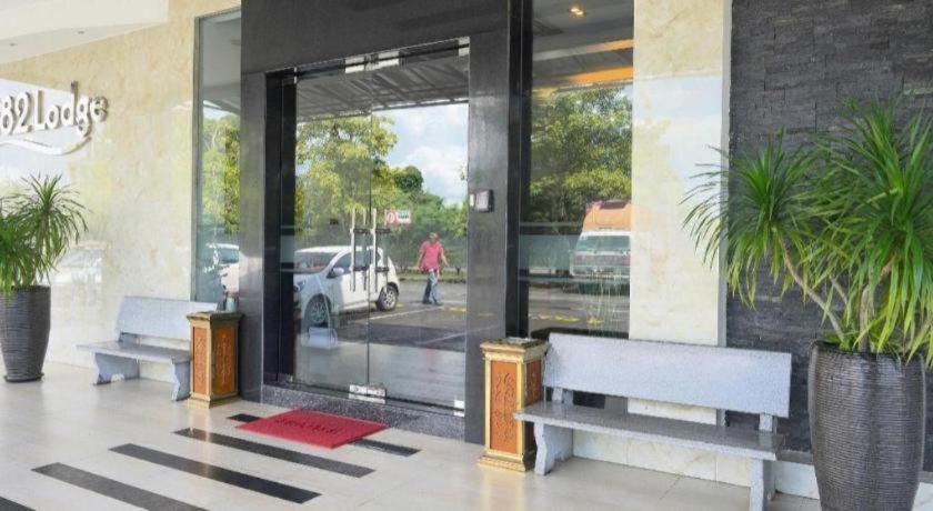 Oyo 89457 682 Lodge Bintulu Dış mekan fotoğraf